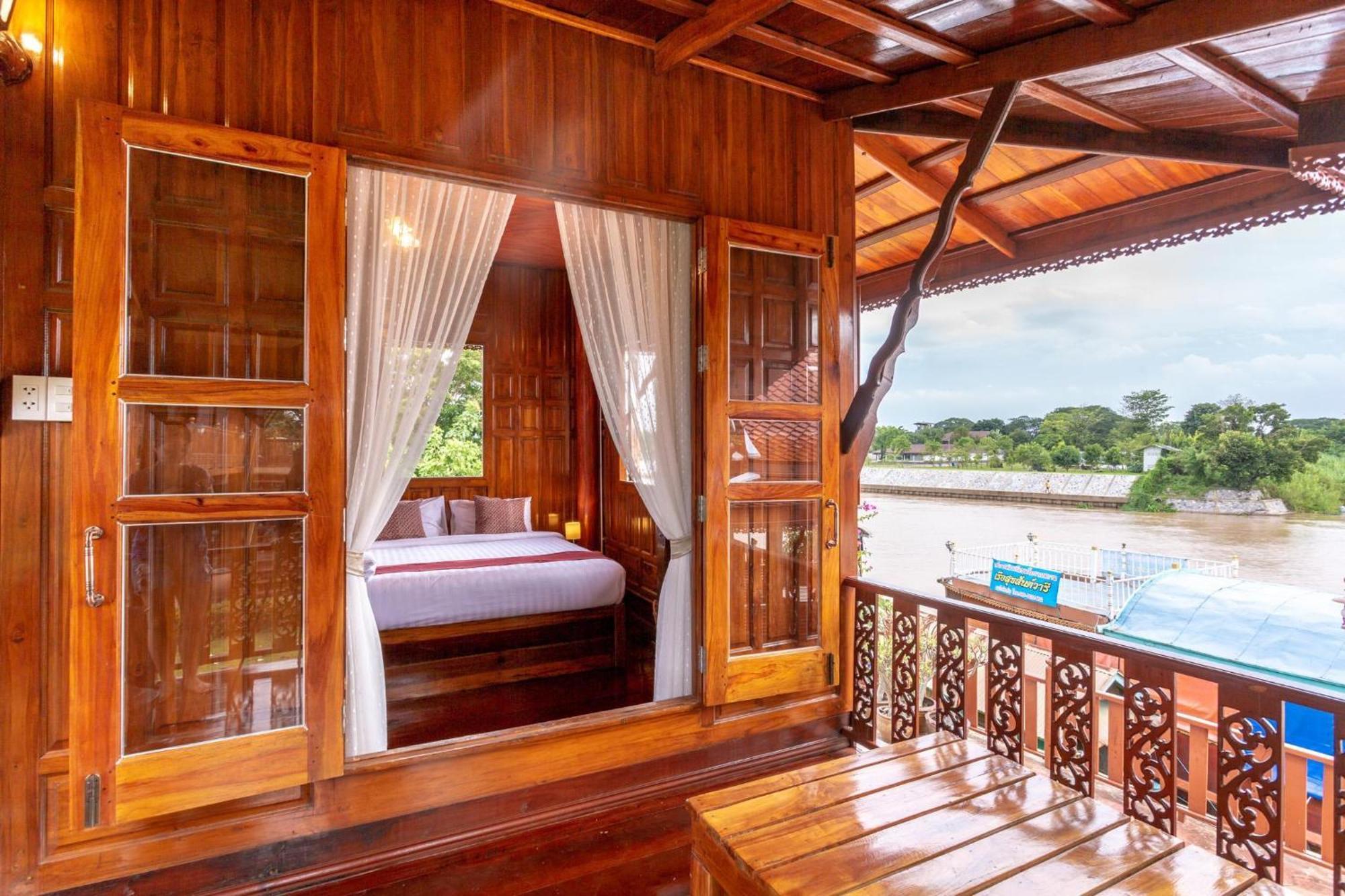 Athithara Homestay Phra Nakhon Si Ayutthaya Rum bild