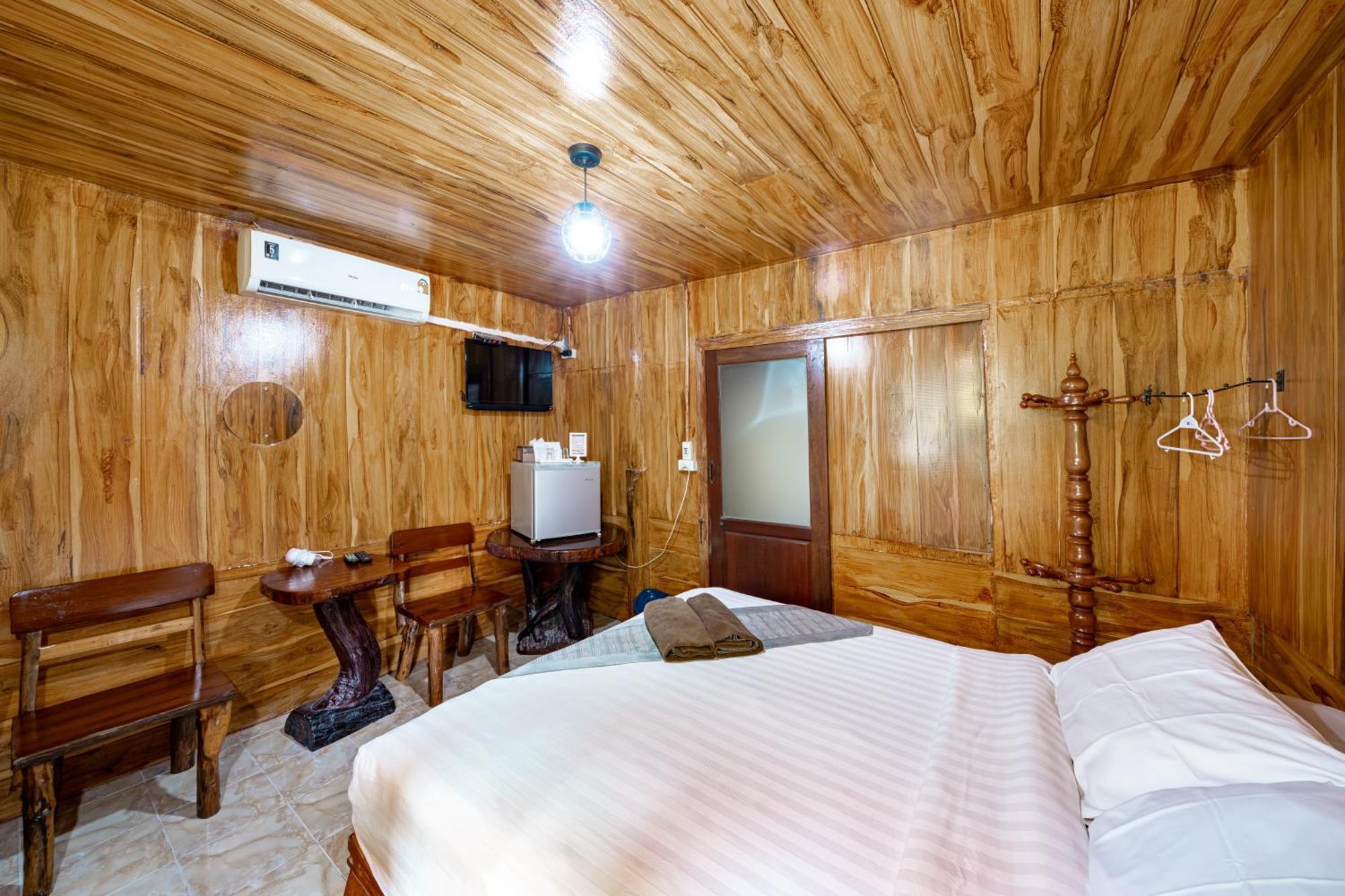 Athithara Homestay Phra Nakhon Si Ayutthaya Exteriör bild