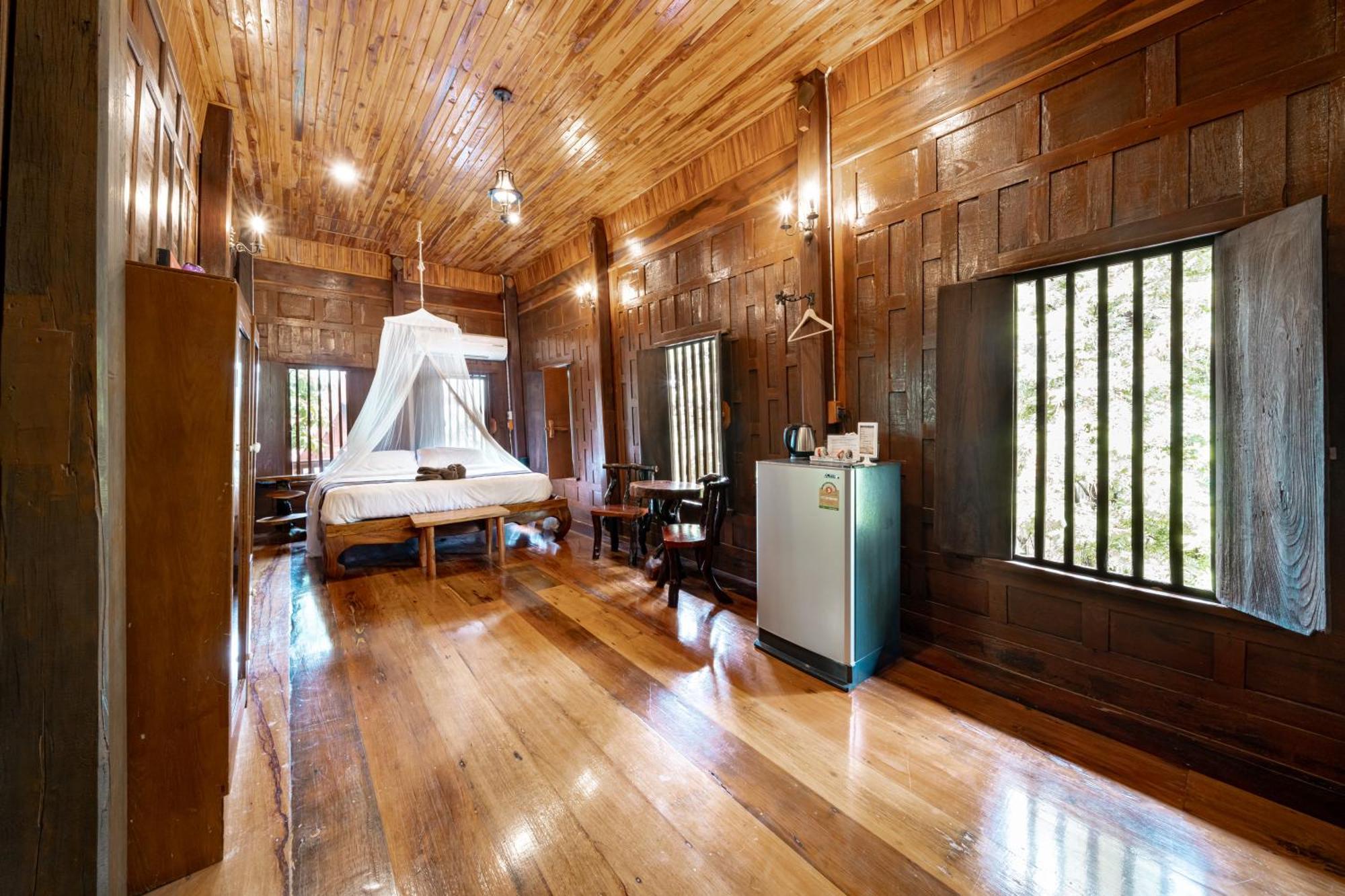 Athithara Homestay Phra Nakhon Si Ayutthaya Exteriör bild