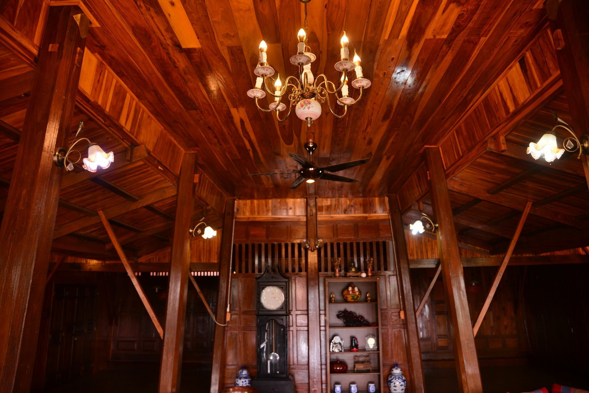 Athithara Homestay Phra Nakhon Si Ayutthaya Exteriör bild